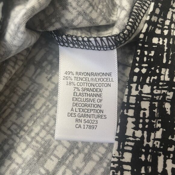 Banana Republic Shirt Womens Small Black White Luxe Touch Stretch Casual Top - Picture 4 of 7
